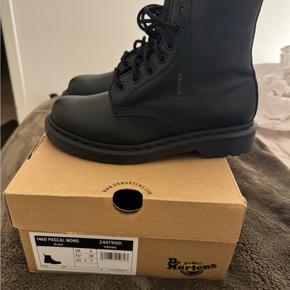 Dr. Martens Black Pascal Mono Boots - Picture 4 of 4